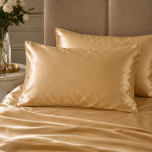 Signature Deluxe Silk Pillowcase